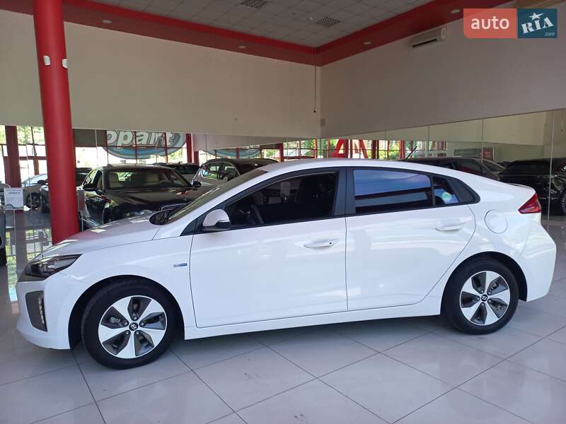 Хетчбек Hyundai Ioniq 2017 в Одесі