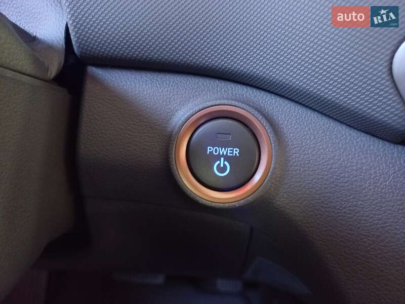 Хетчбек Hyundai Ioniq 2017 в Одесі