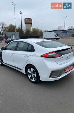 Хэтчбек Hyundai Ioniq 2016 в Ровно