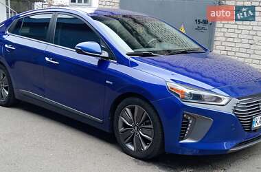 Лифтбек Hyundai Ioniq 2019 в Киеве