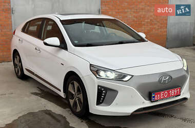 Хэтчбек Hyundai Ioniq 2016 в Сарнах