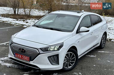 Лифтбек Hyundai Ioniq 2020 в 