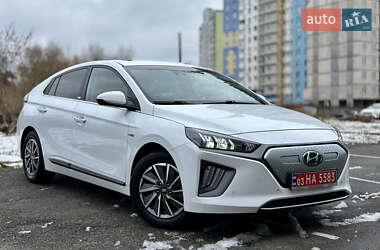 Лифтбек Hyundai Ioniq 2020 в 