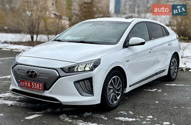 Лифтбек Hyundai Ioniq 2020 в 