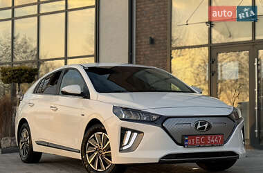 Лифтбек Hyundai Ioniq 2021 в Тернополе