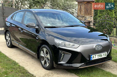 Хэтчбек Hyundai Ioniq 2018 в 