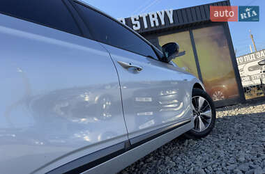 Лифтбек Hyundai Ioniq 2019 в 