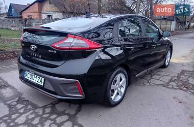 Хэтчбек Hyundai Ioniq 2017 в Луцке