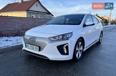 Хетчбек Hyundai Ioniq 2017 в Радивиліві