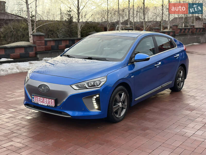 Хэтчбек Hyundai Ioniq 2017 в Ровно