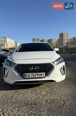 Лифтбек Hyundai Ioniq 2020 в Киеве