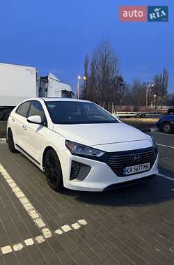 Хетчбек Hyundai Ioniq 2017 в Києві