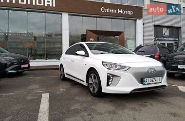 Лифтбек Hyundai Ioniq 2019 в Киеве