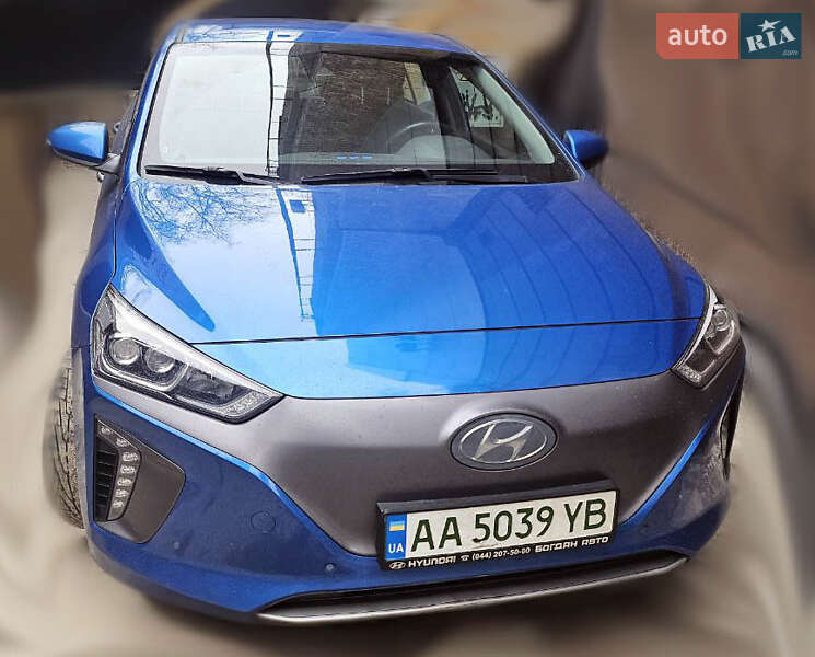 Хэтчбек Hyundai Ioniq 2017 в Киеве