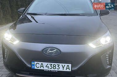 Хэтчбек Hyundai Ioniq 2017 в 