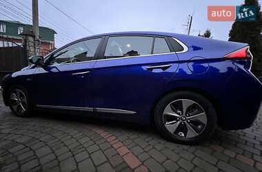 Лифтбек Hyundai Ioniq 2019 в Виннице