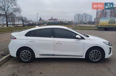 Ліфтбек Hyundai Ioniq 2021 в Черкасах