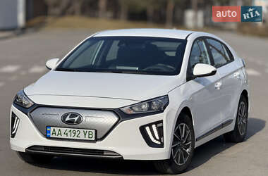 Лифтбек Hyundai Ioniq 2021 в Киеве