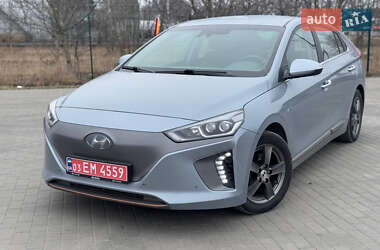 Хэтчбек Hyundai Ioniq 2016 в Виннице