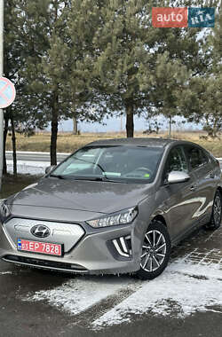 Лифтбек Hyundai Ioniq 2019 в Львове