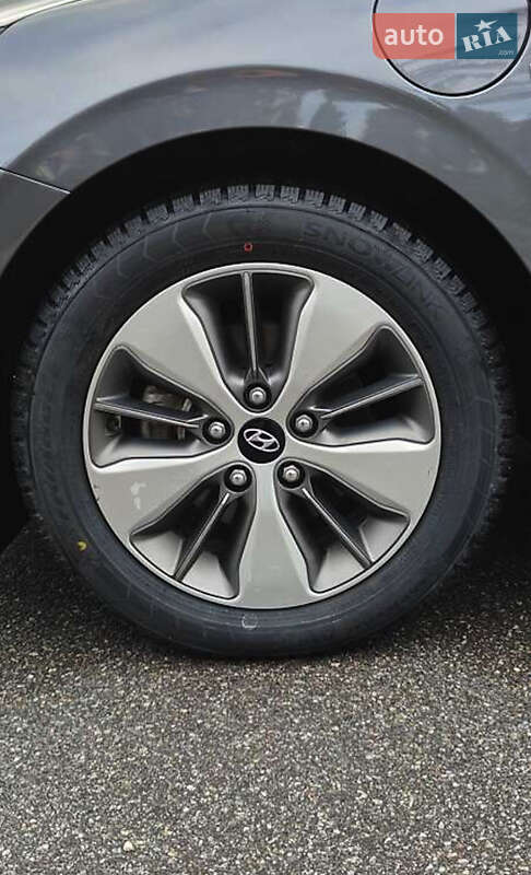 Хетчбек Hyundai Ioniq 2019 в Тернополі