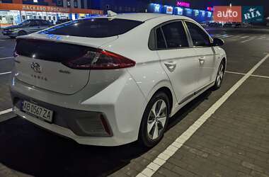 Хетчбек Hyundai Ioniq 2017 в Вінниці