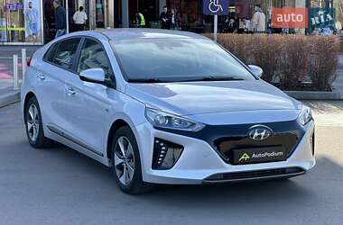 Хетчбек Hyundai Ioniq 2019 в Києві