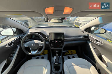Лифтбек Hyundai Ioniq 2021 в 