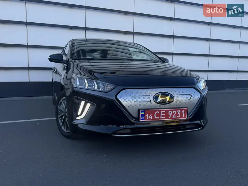 Хетчбек Hyundai Ioniq 2019 в 