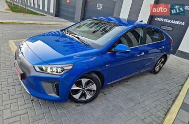 Хэтчбек Hyundai Ioniq 2017 в 