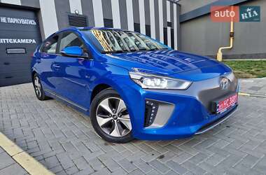 Хэтчбек Hyundai Ioniq 2017 в 