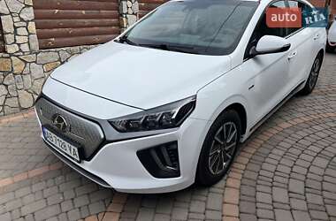 Лифтбек Hyundai Ioniq 2020 в 
