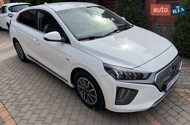 Лифтбек Hyundai Ioniq 2020 в 