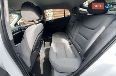 Лифтбек Hyundai Ioniq 2020 в 