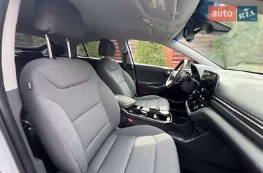 Лифтбек Hyundai Ioniq 2020 в 