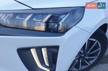 Лифтбек Hyundai Ioniq 2019 в 