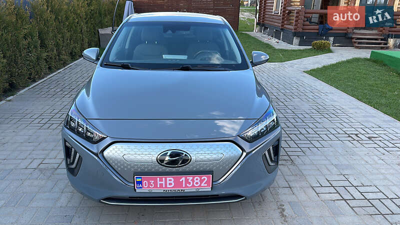 Лифтбек Hyundai Ioniq 2020 в Львове