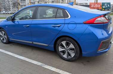 Хэтчбек Hyundai Ioniq 2017 в Киеве