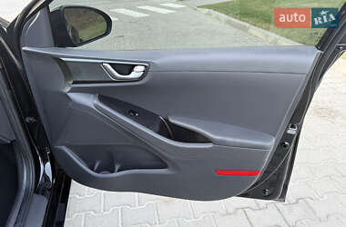 Лифтбек Hyundai Ioniq 2019 в 