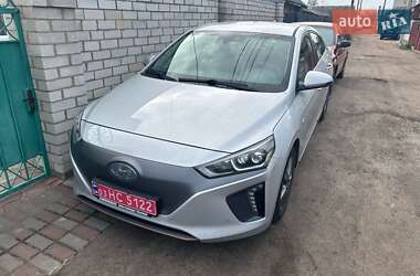Хэтчбек Hyundai Ioniq 2017 в 