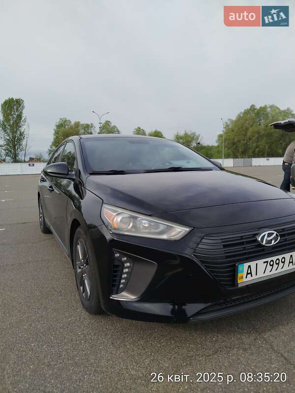 Хэтчбек Hyundai Ioniq 2018 в Обухове