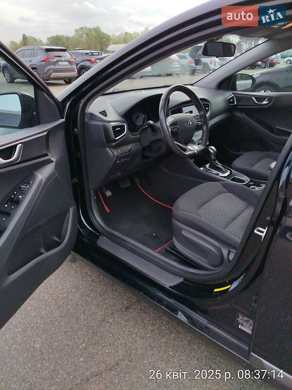 Хэтчбек Hyundai Ioniq 2018 в Обухове