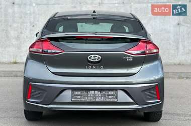Лифтбек Hyundai Ioniq 2020 в 