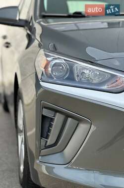 Лифтбек Hyundai Ioniq 2020 в 