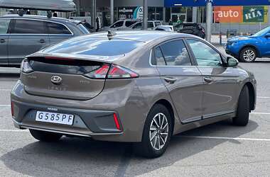 Лифтбек Hyundai Ioniq 2019 в 
