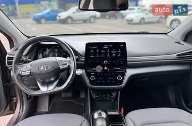 Лифтбек Hyundai Ioniq 2019 в 
