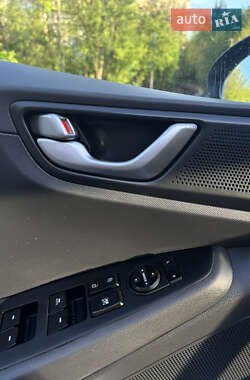 Хетчбек Hyundai Ioniq 2018 в 