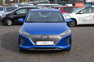 Хэтчбек Hyundai Ioniq 2016 в 