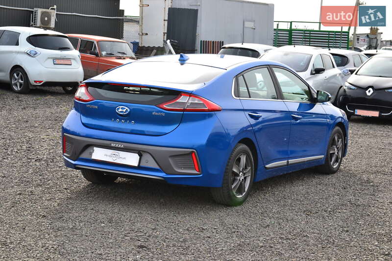 Хетчбек Hyundai Ioniq 2016 в Луцьку