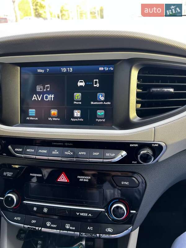 Хэтчбек Hyundai Ioniq 2017 в Виннице